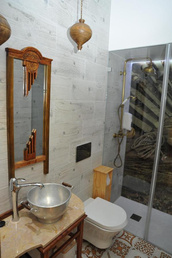 Hostel O Torneiro Pernes ภายนอก รูปภาพ