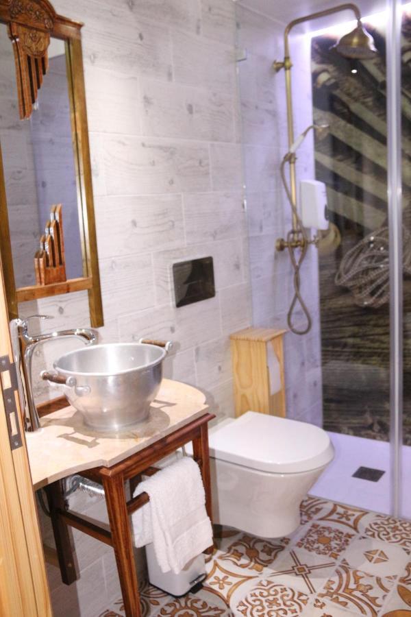 Hostel O Torneiro Pernes ภายนอก รูปภาพ