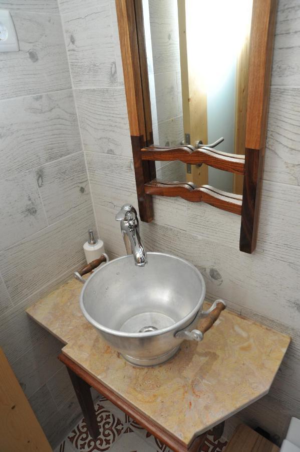 Hostel O Torneiro Pernes ภายนอก รูปภาพ